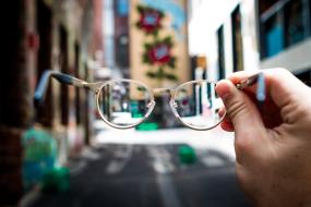 Πολυεστιακά γυαλιά: Όλα όσα πρέπει να γνωρίζετε
